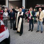 Il Sindaco Michele Guerra in visita alla sede della Cri. Inaugurati due nuovi mezzi di soccorso - Foto