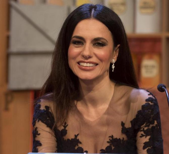 Rossella Brescia durante il programma Rai "Affari tuoi" abbinato all'estrazione della Lotteria Italia, Roma, 06 gennaio gennaio 2016. ANSA/CLAUDIO 