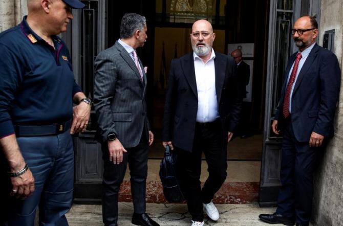 Il presidente della Regione Emilia-Romagna Stefano Bonaccini durante l&rsquo;incontro con il ministro degli Affari Europei, Politiche di Coesione e Pnrr Ra