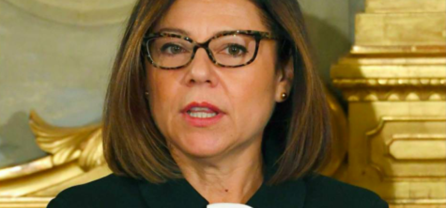 Trasporti, ministro De Micheli a Bari: &laquo;10 miliardi di investimenti per la regione&raquo;